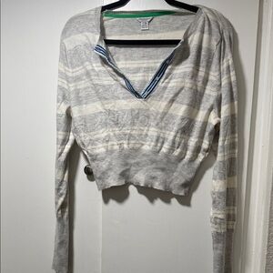 American Eagle Outfitters Crop Cream Sweater